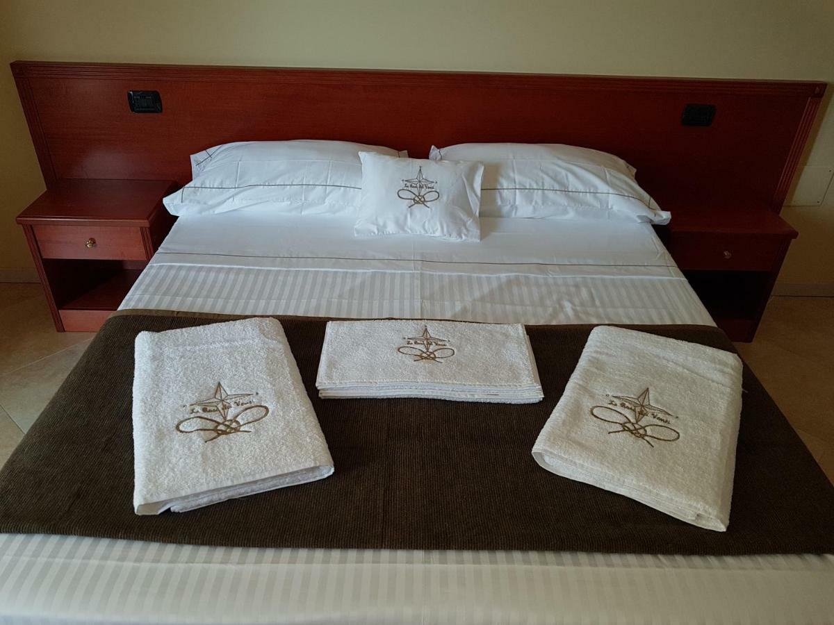 La Rosa Dei Venti Bed & Breakfast Zambrone Exterior photo